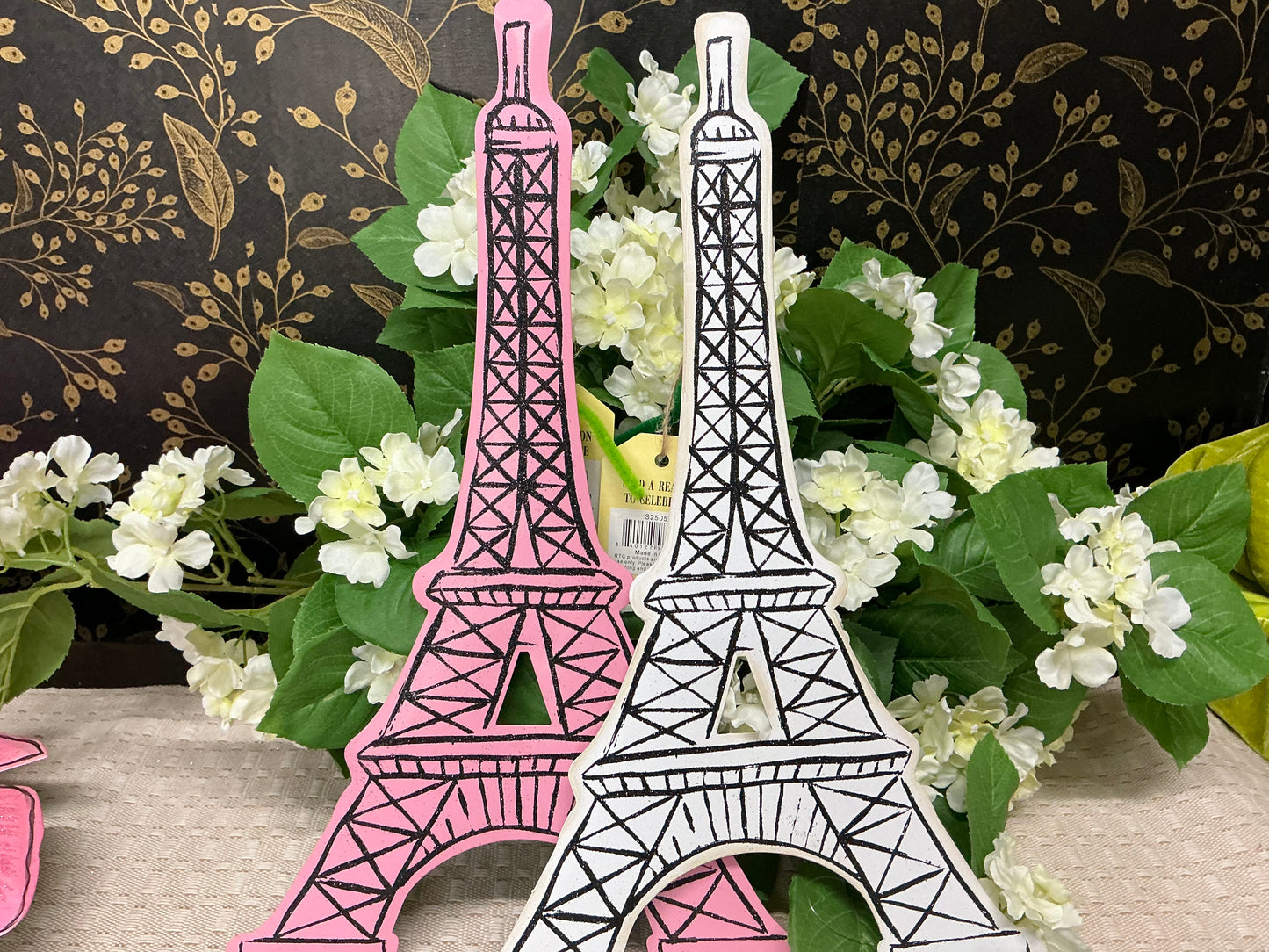 Eiffel Tower - Round Top Collection