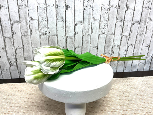 White tulip bundle, F4502140