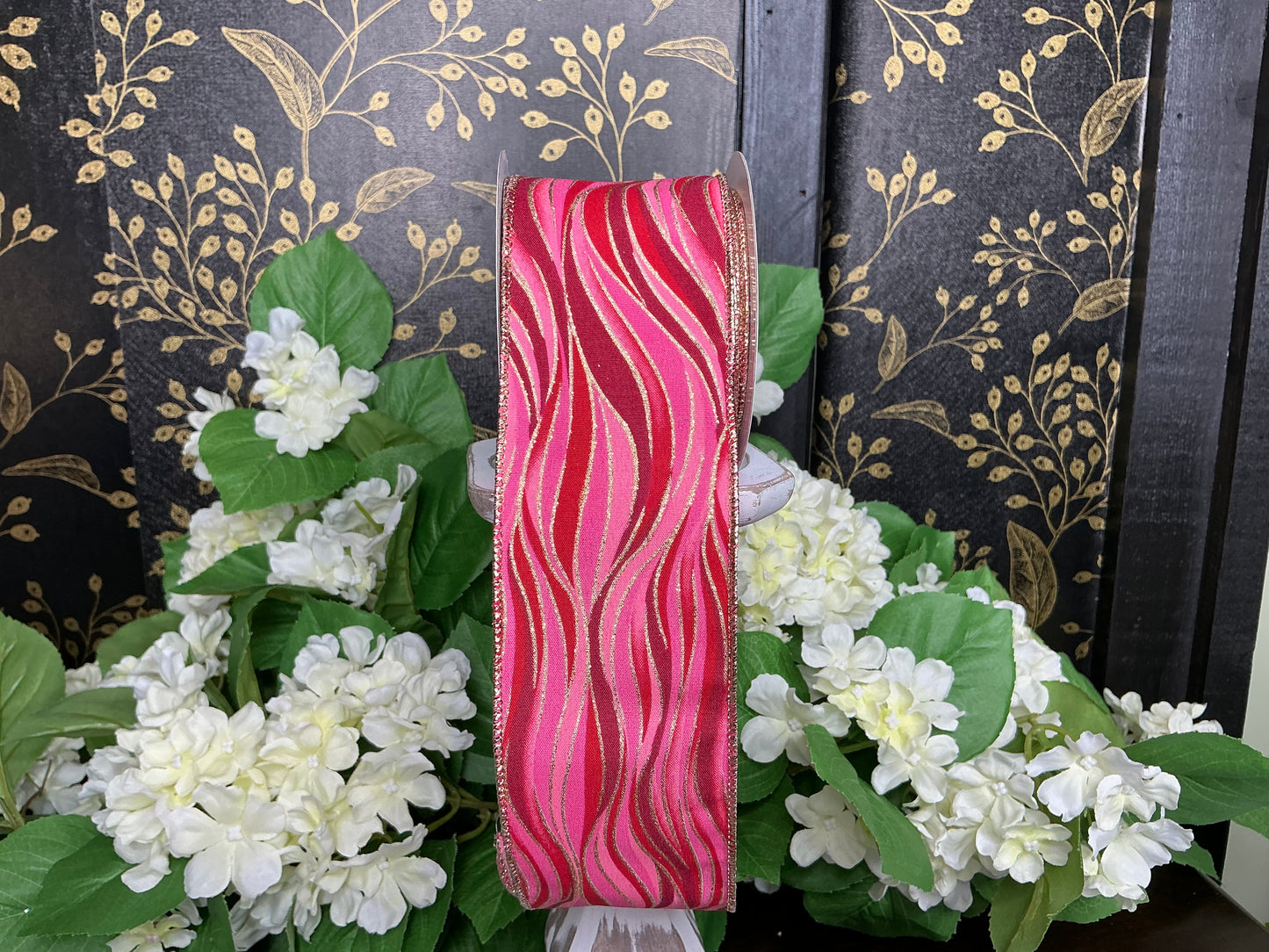 Wavy Stripes Ribbon