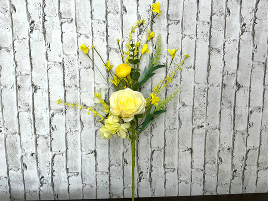 Yellow rose/hydrangea spray, FH814729