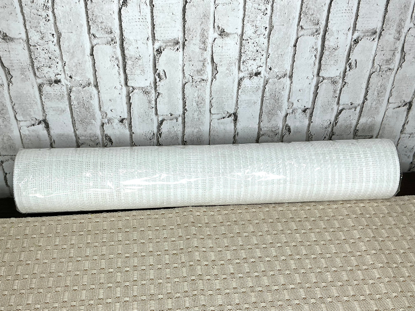 White Mesh, 21”, RE1066R1