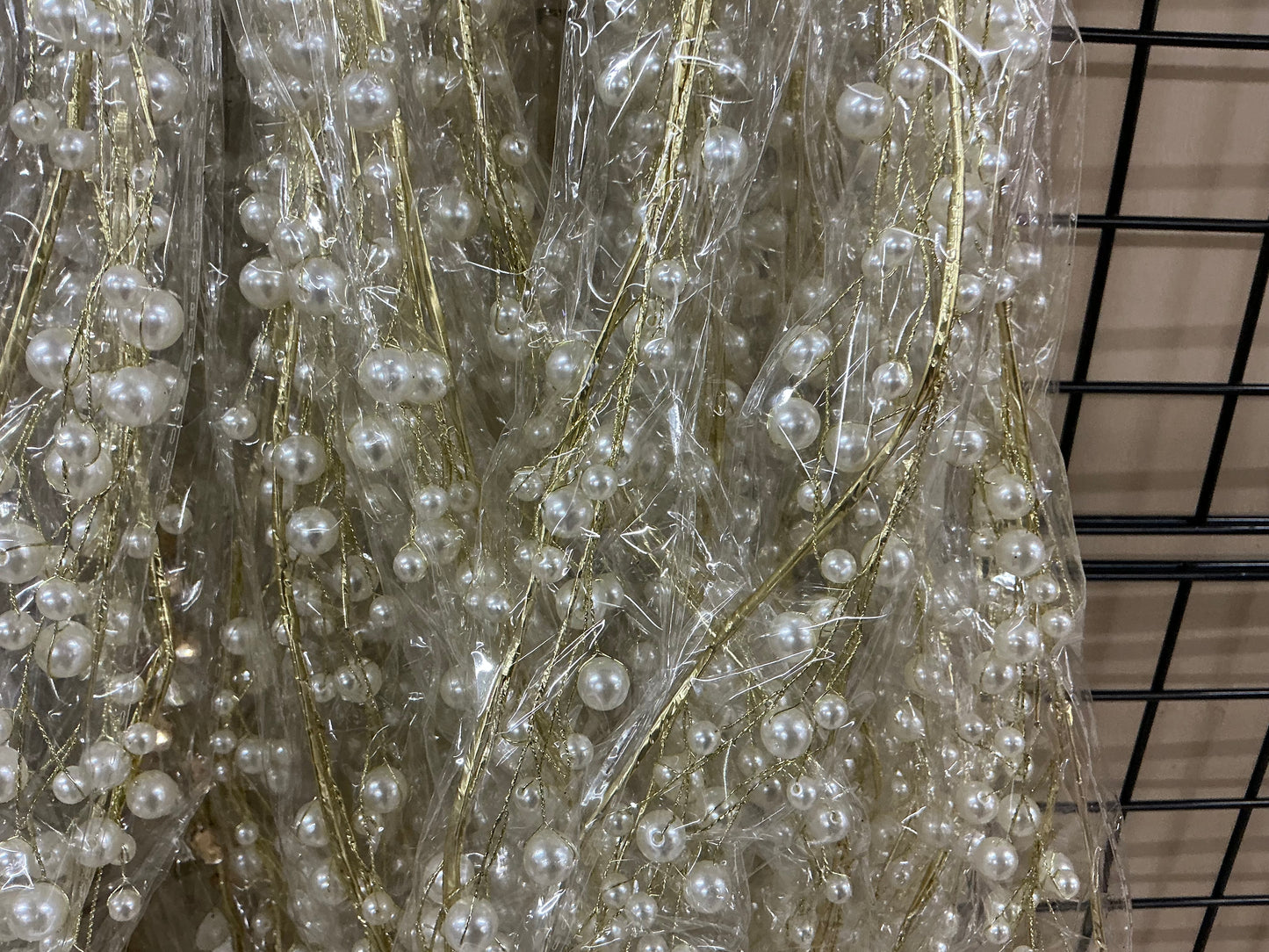 Pearl and gold garland, XA346-WGO