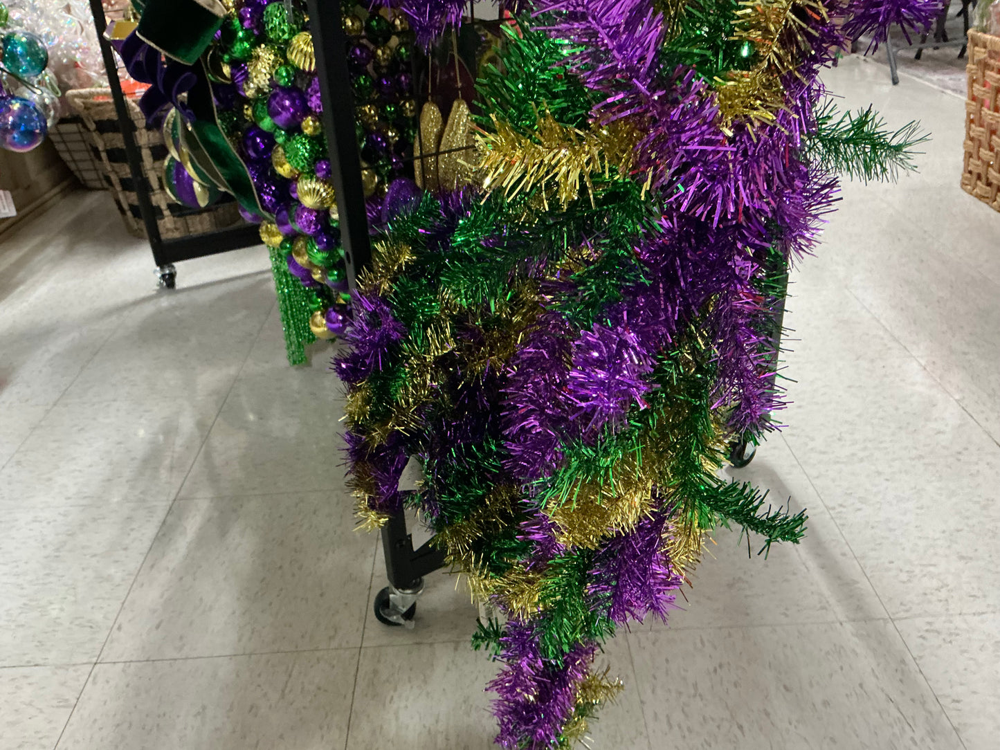 Mardi Gras Swag Base - xx7162