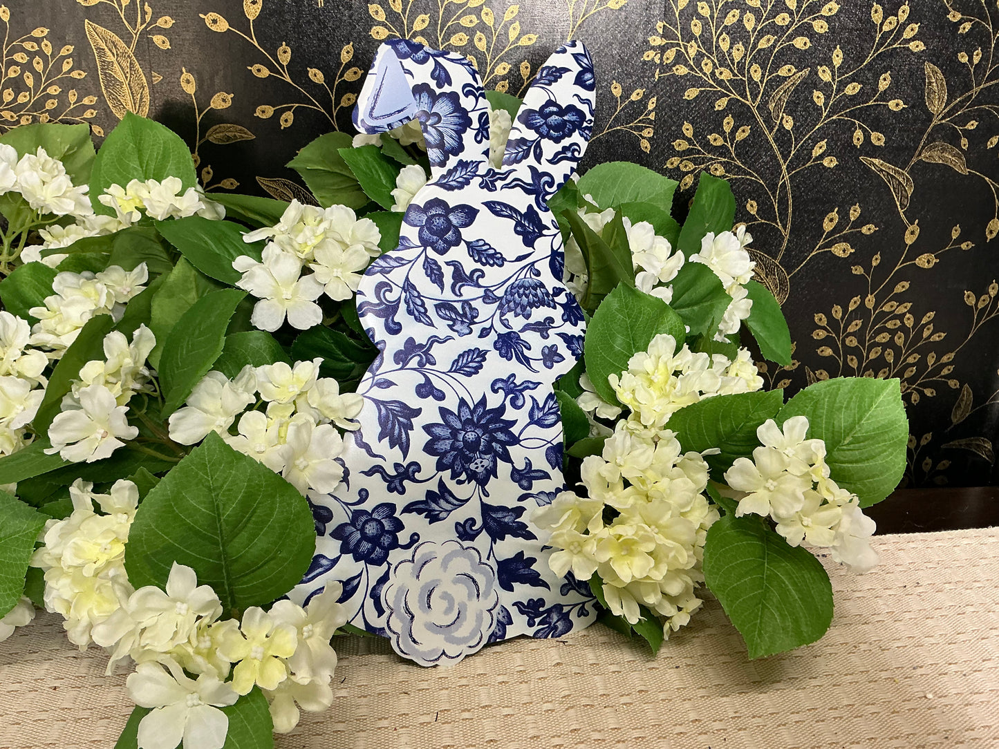 Chinoiserie Bunny Sign - 15” - MD1543E3