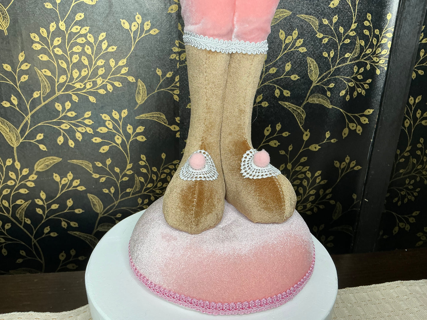 Pink Nutcracker, December diamonds, 08-00172