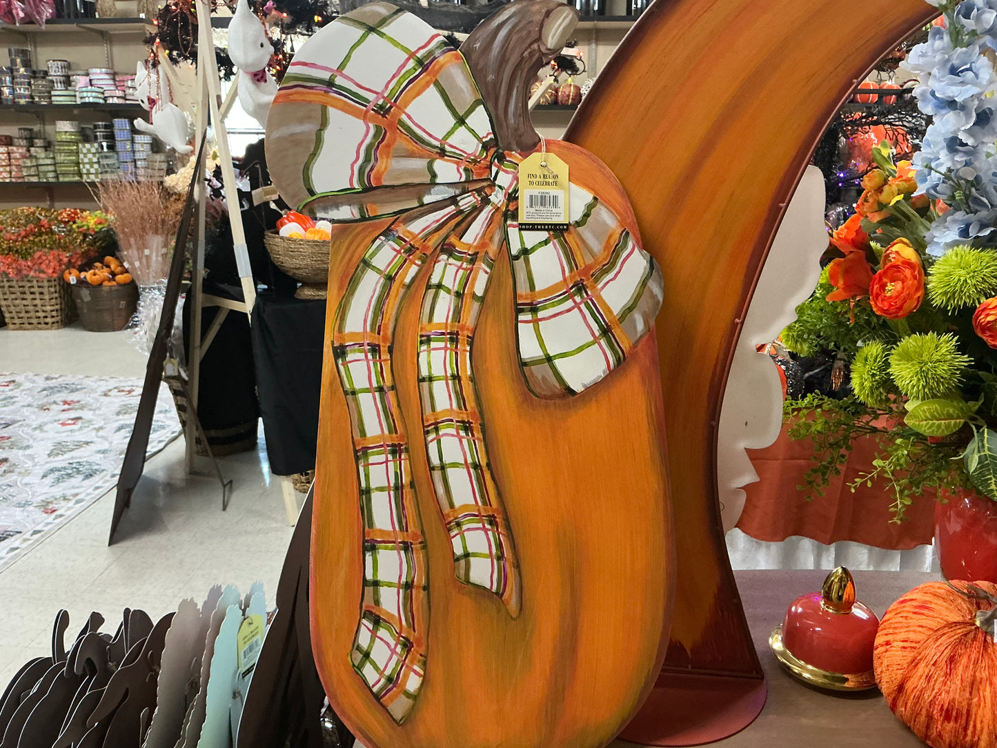 Large Modern Plaid Pumpkin, Round Top Collection