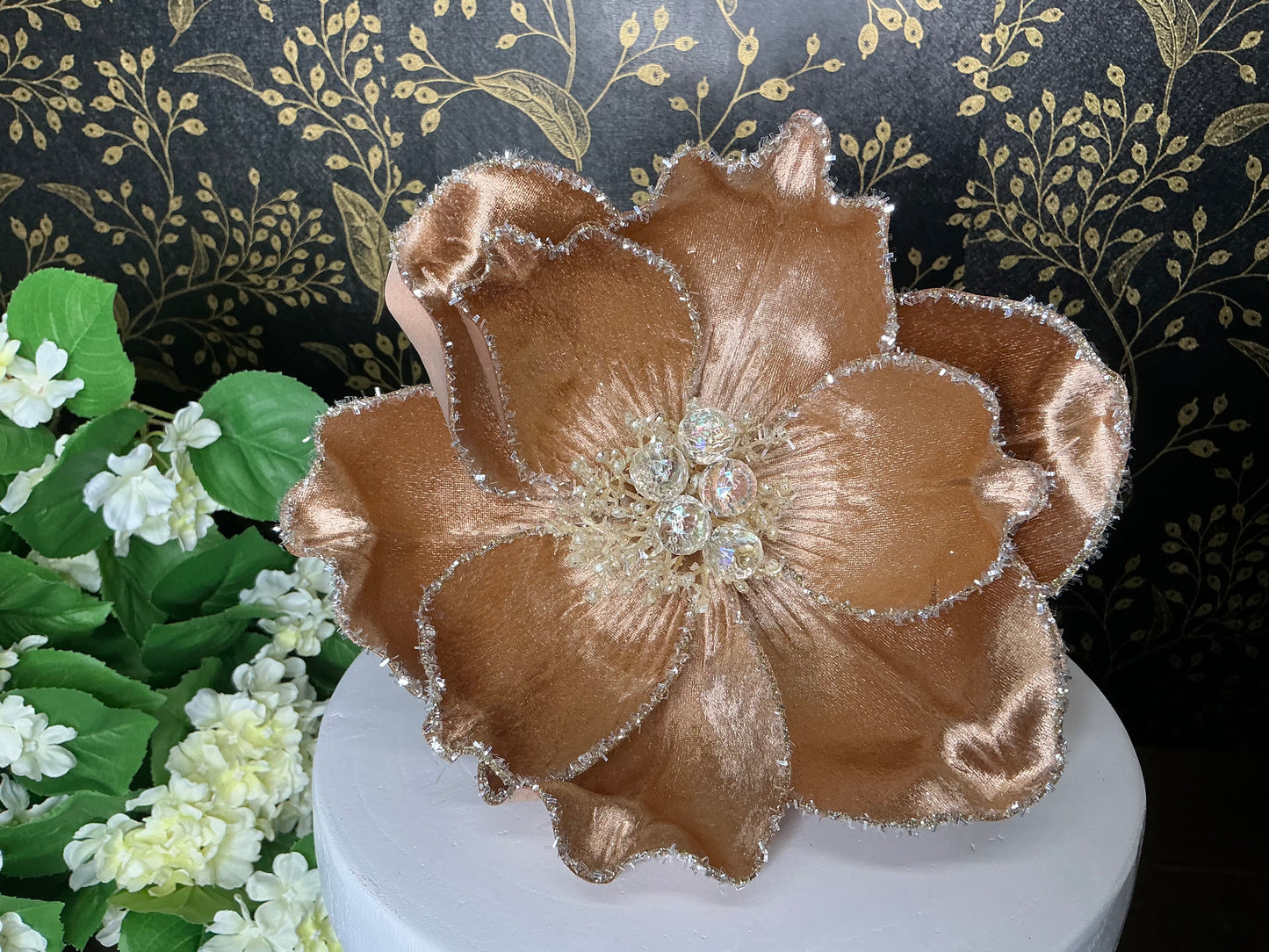 Jeweled Magnolia, Cappuccino, CF111-29