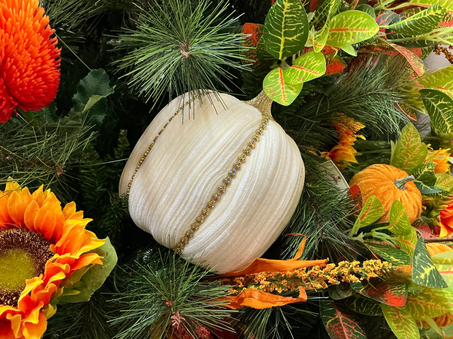 Ivory Jeweled Pumpkins, Mark Roberts