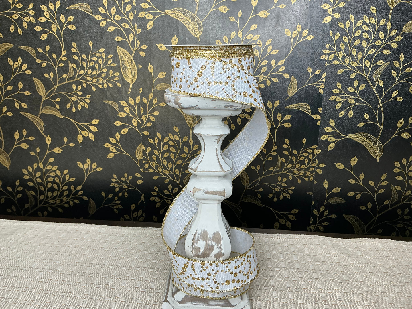 White ribbon with gold dots, RGF1719C6