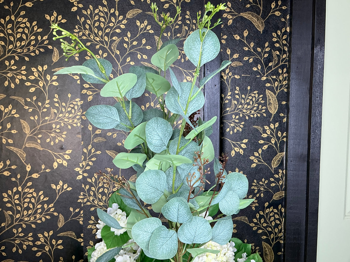 Seeded Eucalyptus Bundle