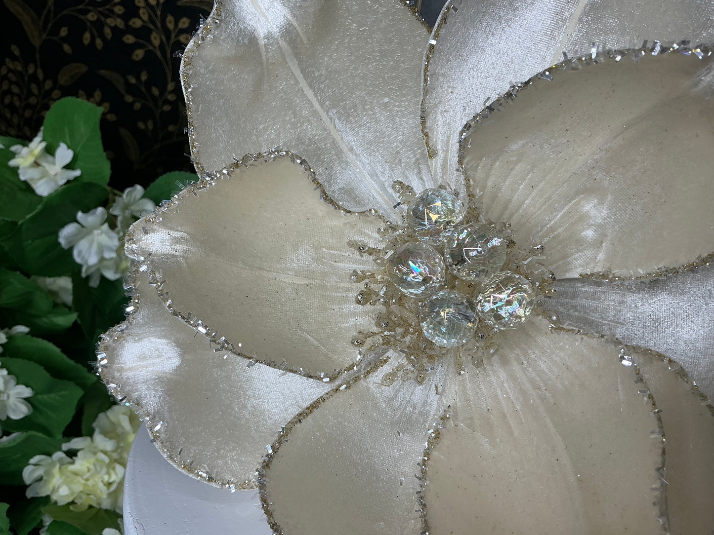 Jeweled Magnolia, Ivory, CF111-62