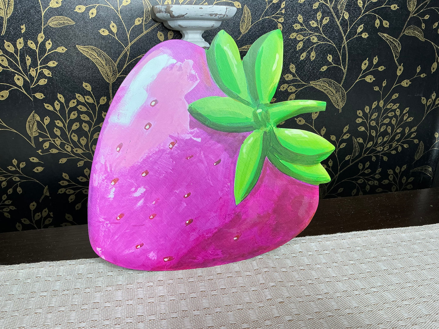 Strawberry - Round Top Collection