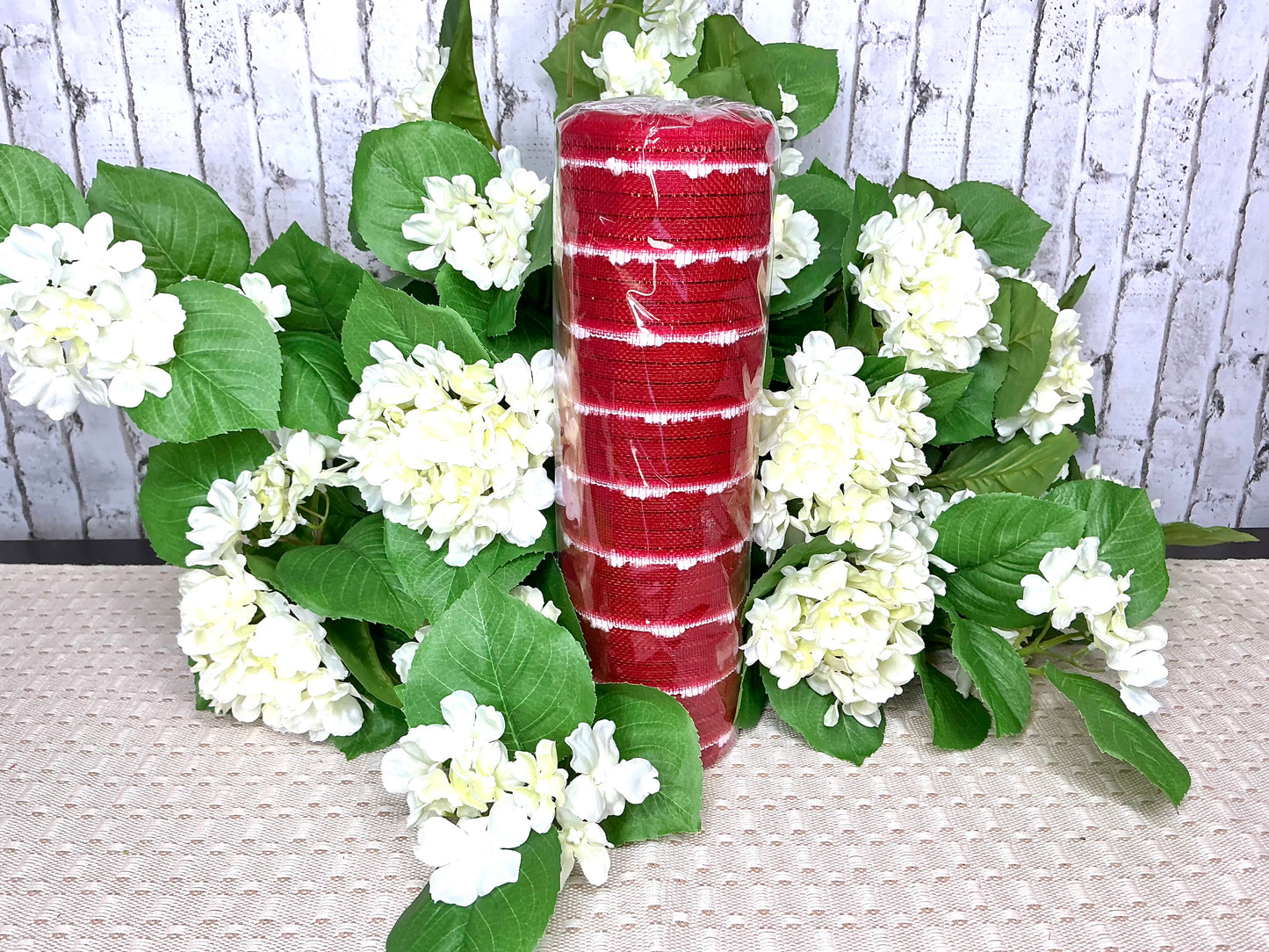 Red mesh with white stripes, RY504749