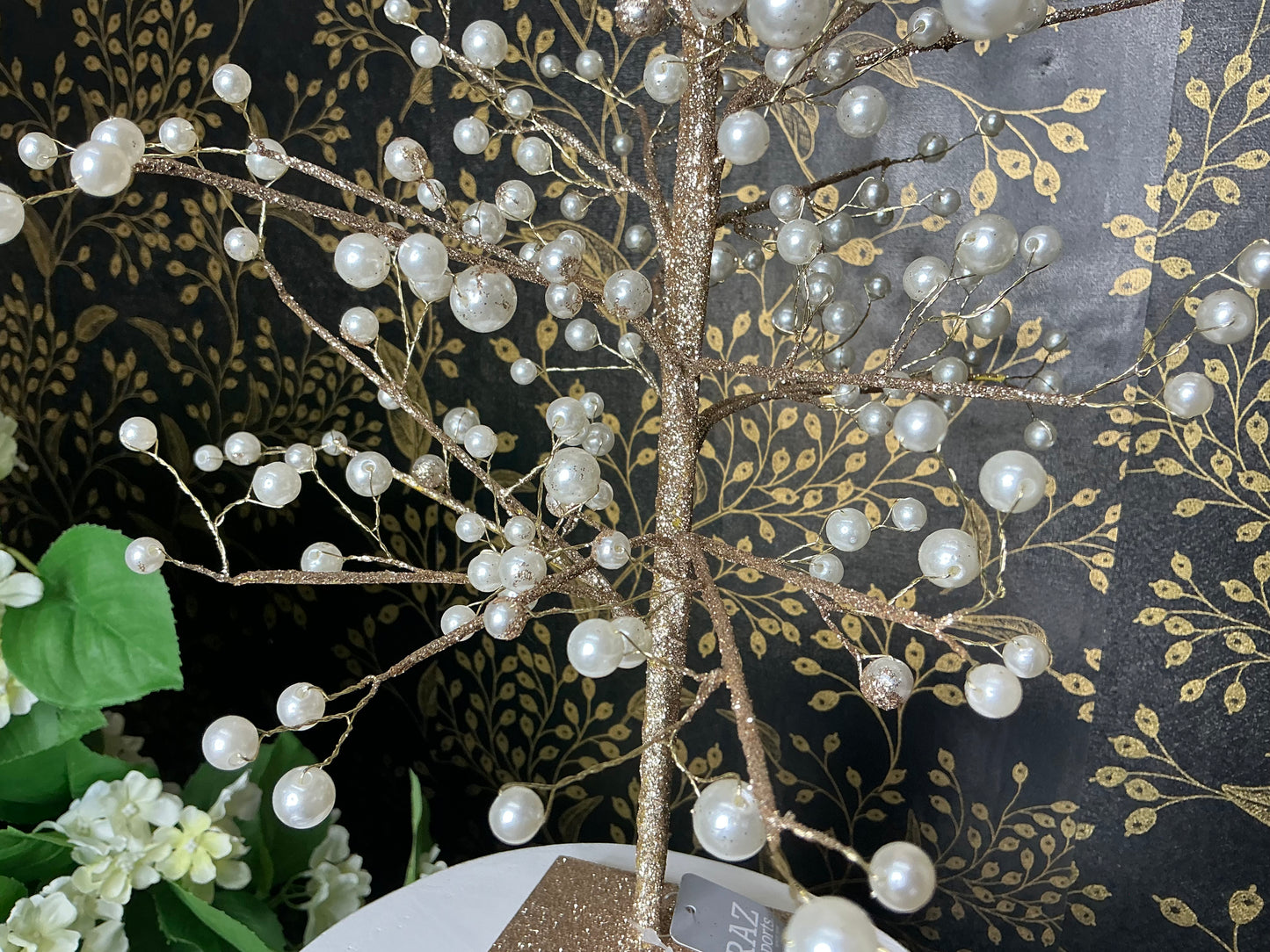 Gold and pearl tree, 3817594