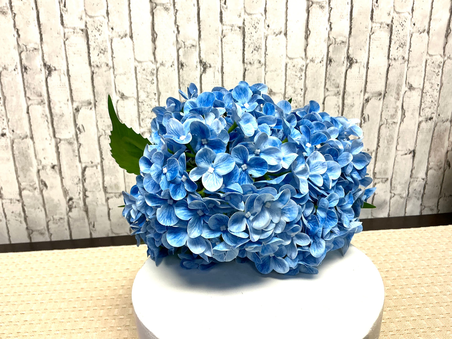 Blue Hydrangea Bush, 22”, MTF24160