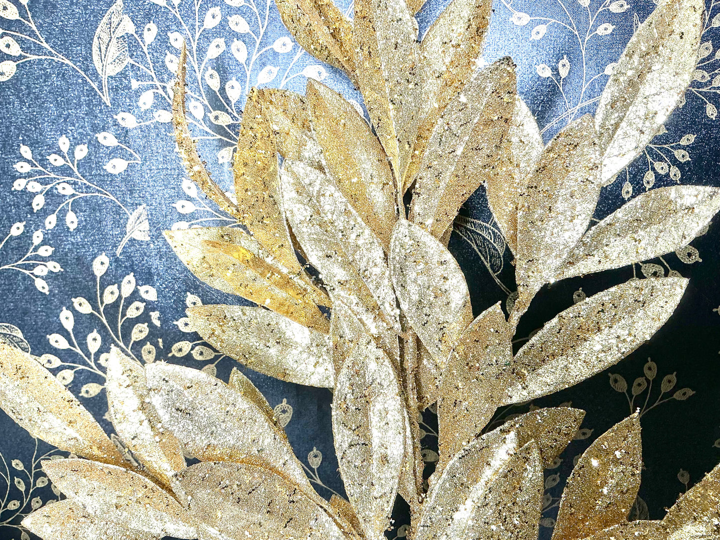 Gold glittery Bay leaf, XS618208
