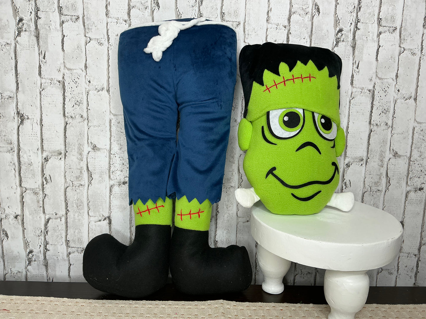 Frankenstein wreath attachment