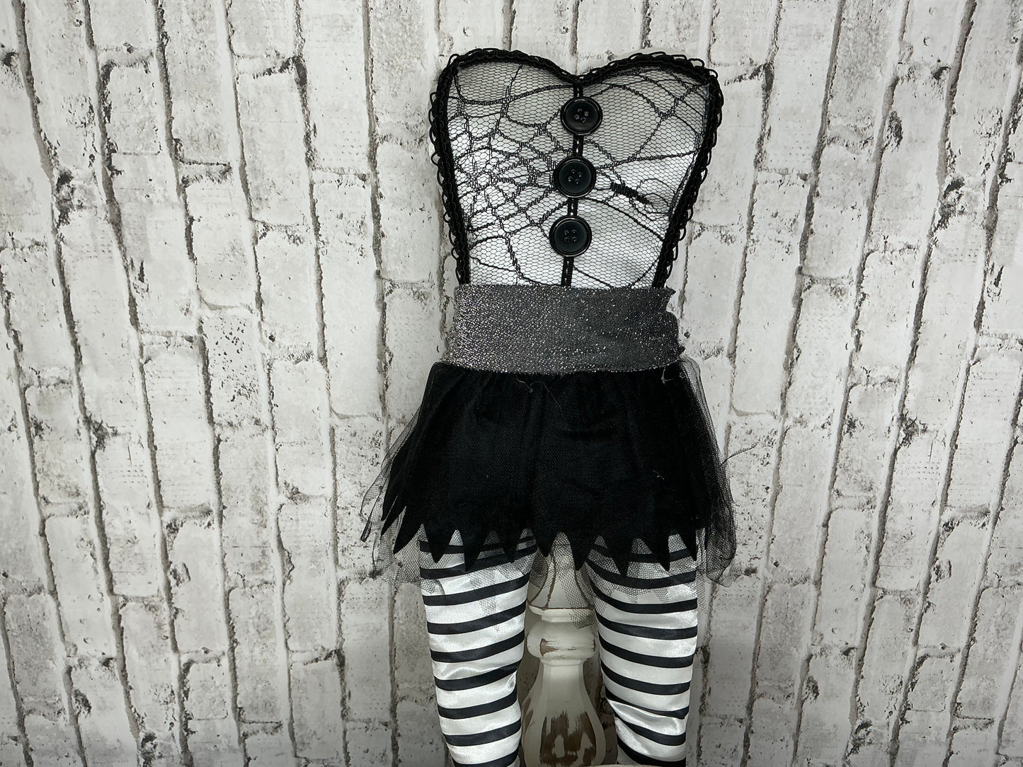 Mrs. Franky, witch body, wreath attachment, HH7607