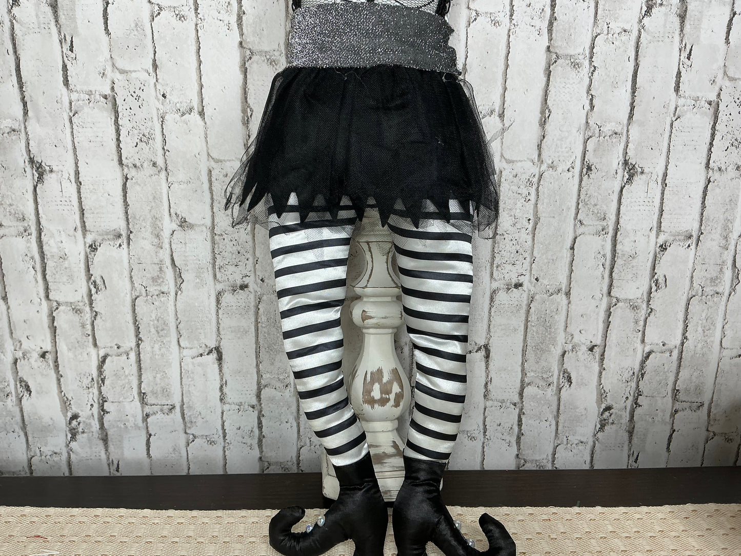 Mrs. Franky, witch body, wreath attachment, HH7607