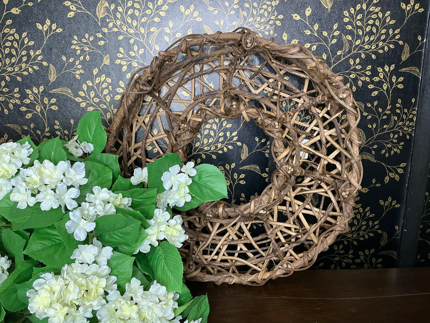 Open vine wreath, wreath base, 21”, W4421041