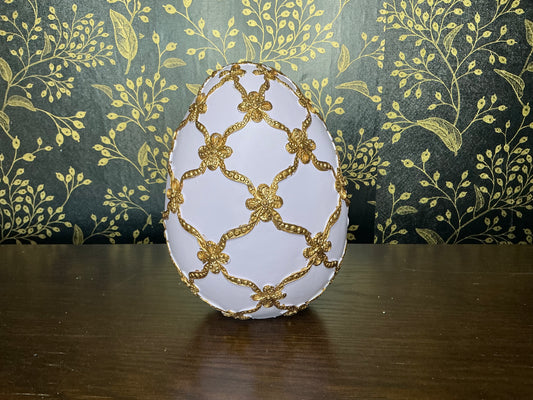 Lavender/Gold gilded Lattice egg - MT26232