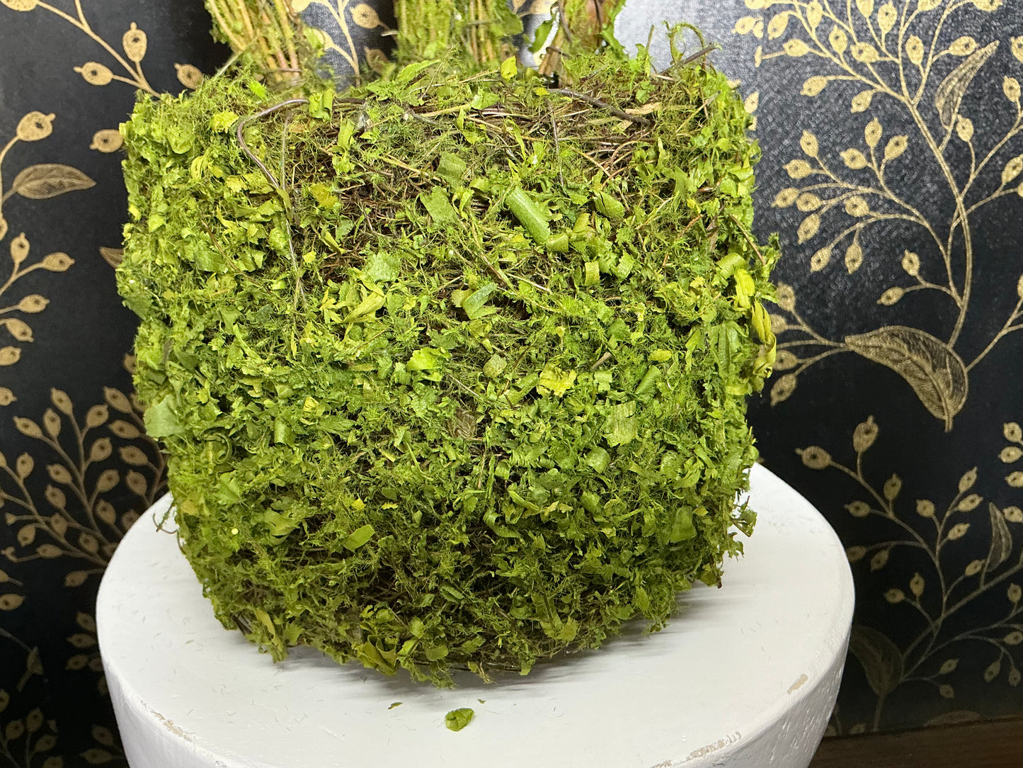 Moss bunny basket - 63656GN
