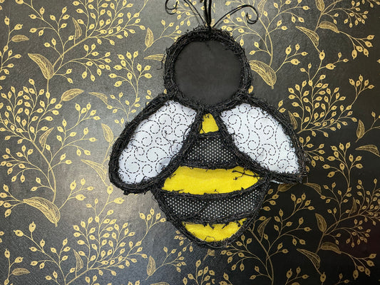 Bee with glitter - Grapevine Shape