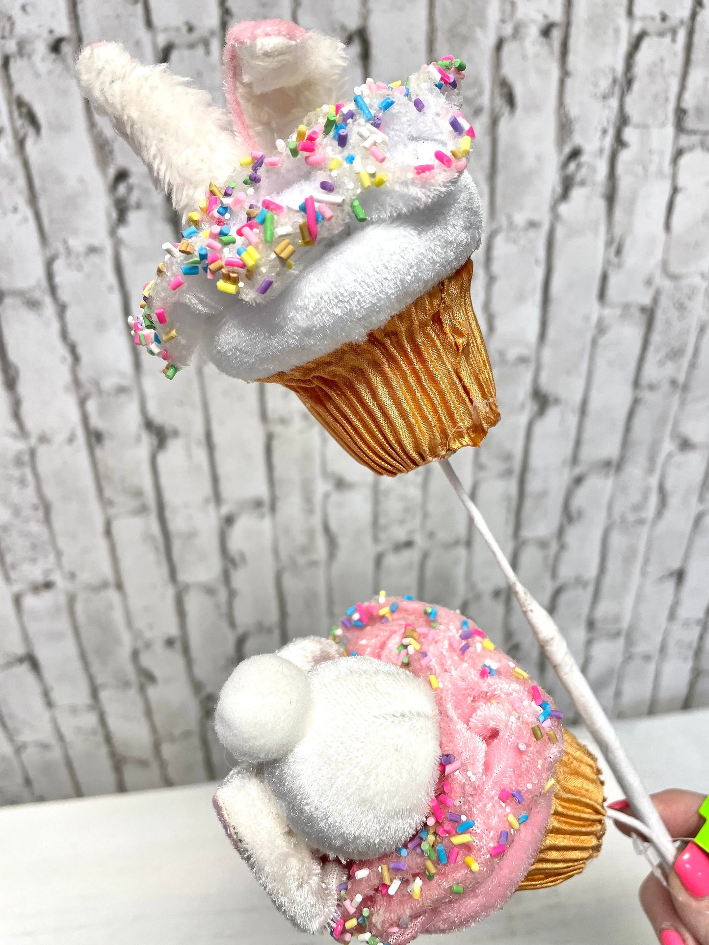 Easter bunny cupcake spray, 63421PK, bunny cup cake spray, Easter spray, cupcake spray, spring sweet cupcakes
