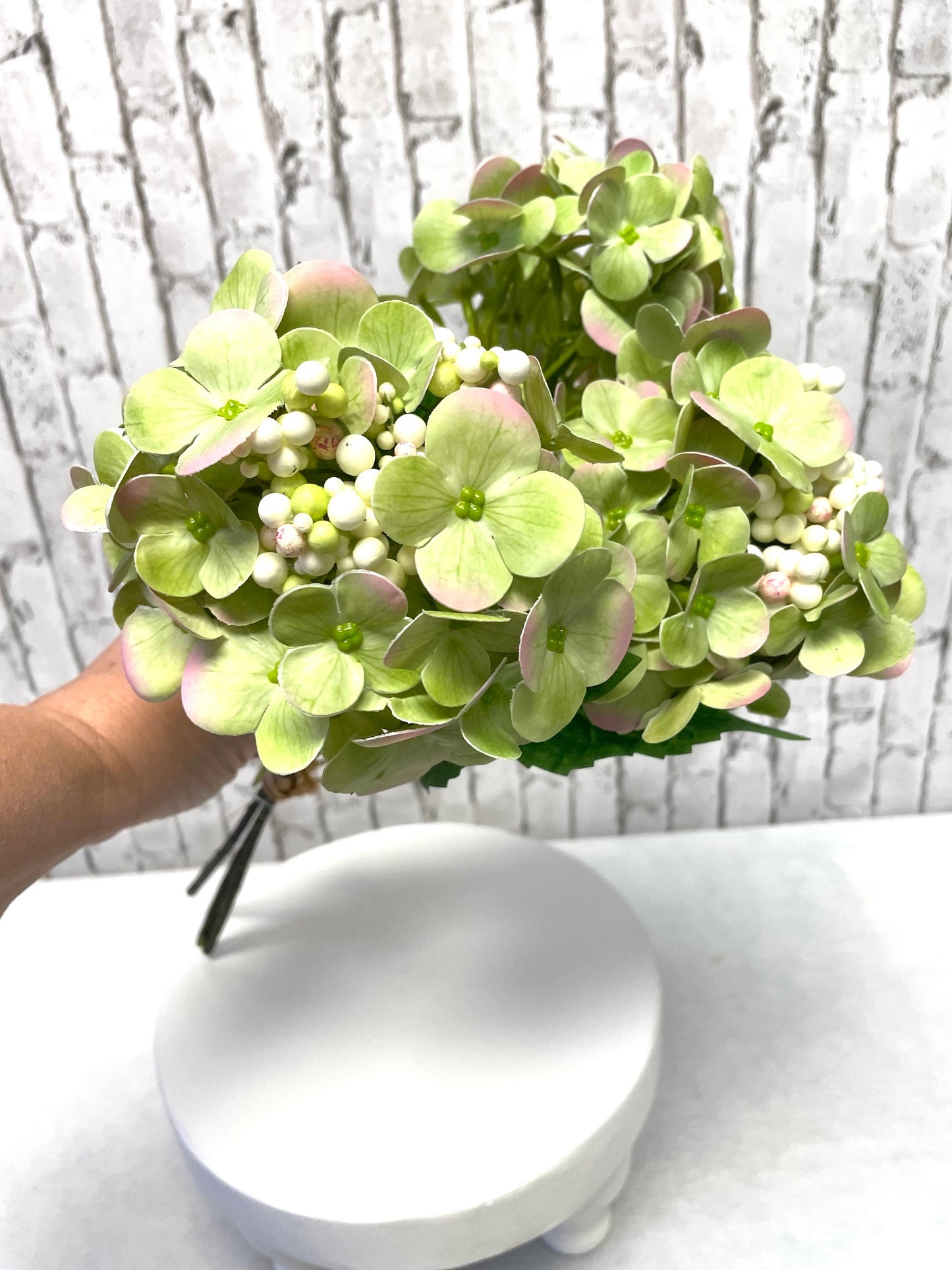 green hydrangea berry bundle stems, MTF23873, green hydrangeas, hydrangea stems, spring florals, summerflorals