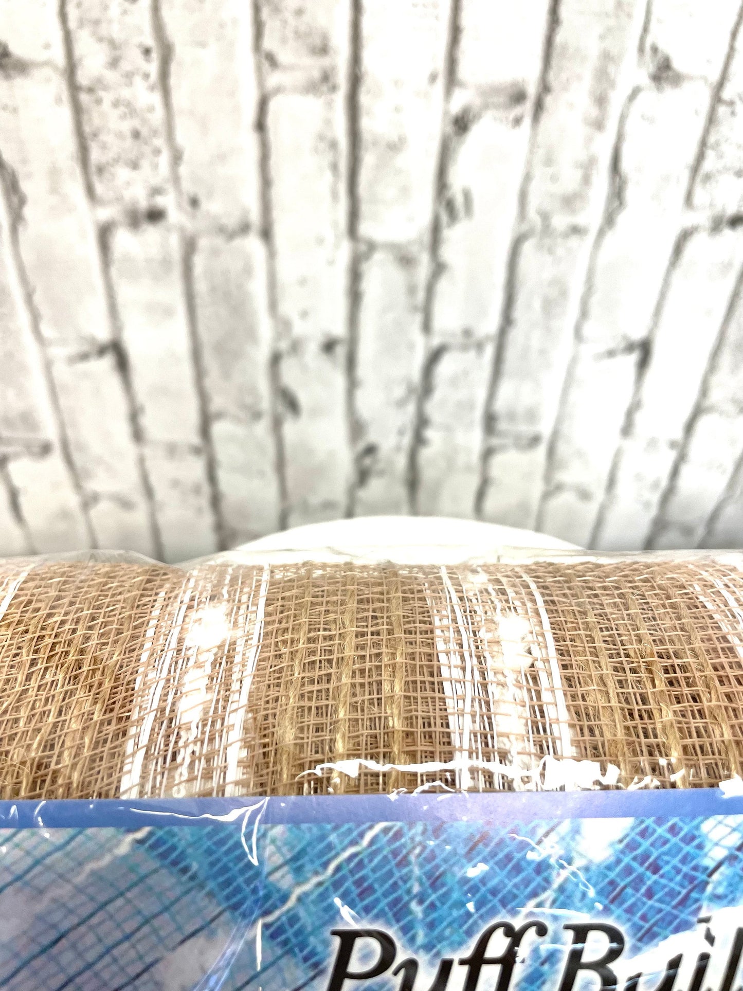 burlap mesh with white drift stripes, RY820948, jute mesh, natural burlap mesh with white drift stripes.