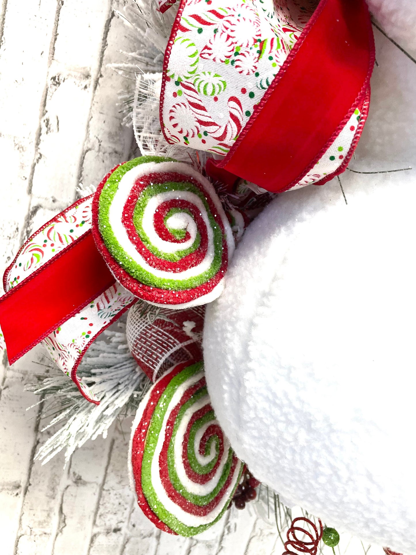 Snowman swag, Christmas swag, Christmas decor, snowman decor, snowman wall decor, whimsical snowman swag, shipping included