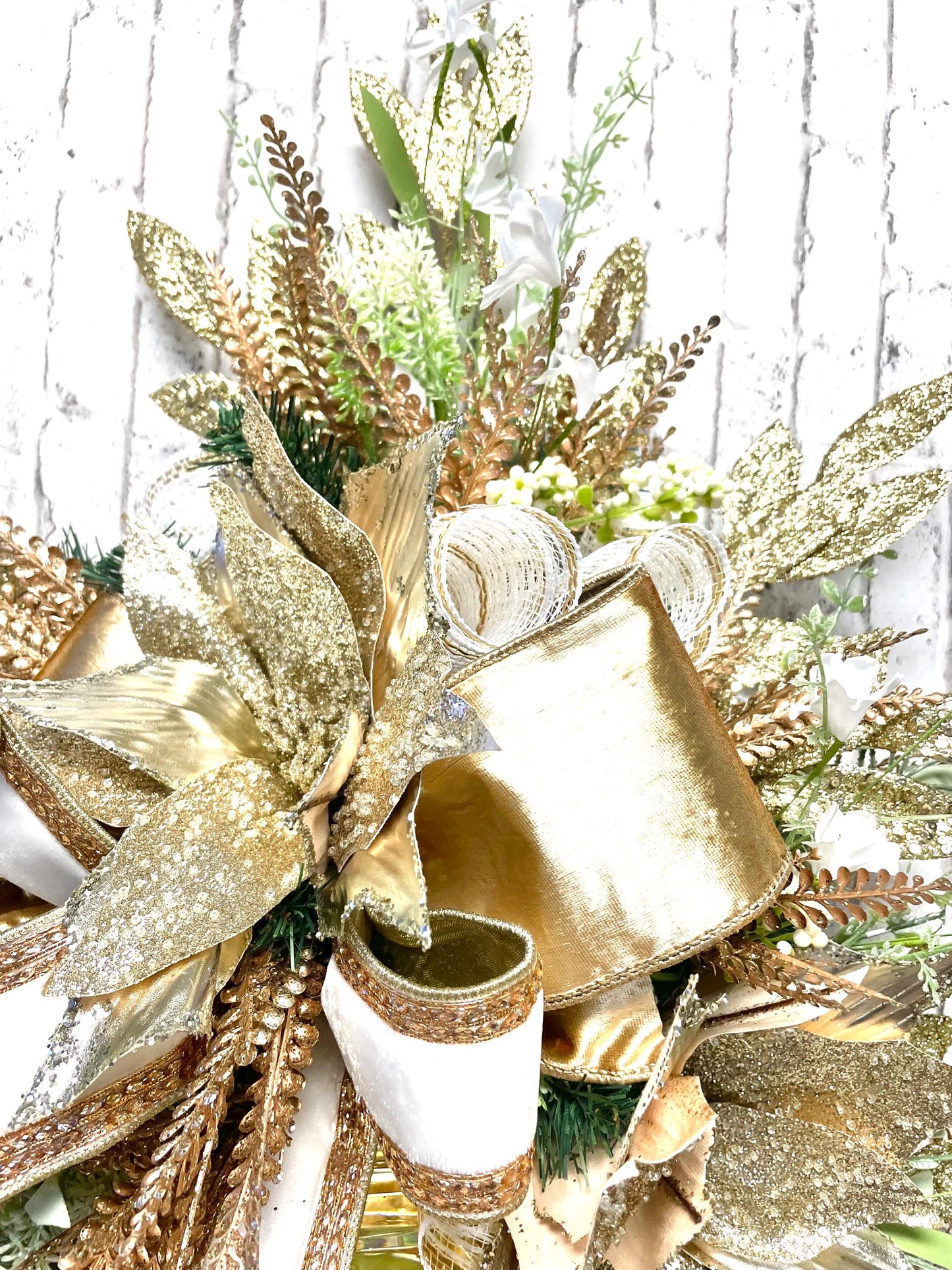 Gold and white glam jewel swag, glam Christmas swag, white and Gold glam Christmas swag, Christmas decor, shipping included in price