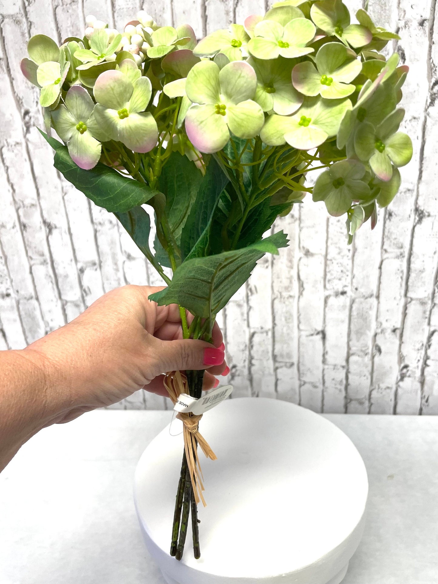 green hydrangea berry bundle stems, MTF23873, green hydrangeas, hydrangea stems, spring florals, summerflorals