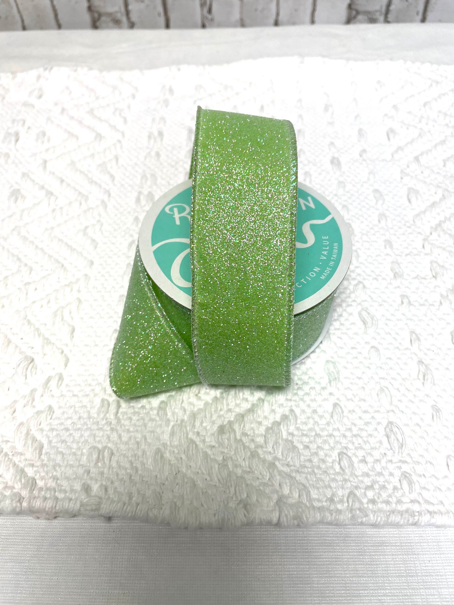 Pastel green iridescent glitter ribbon, RGA181633