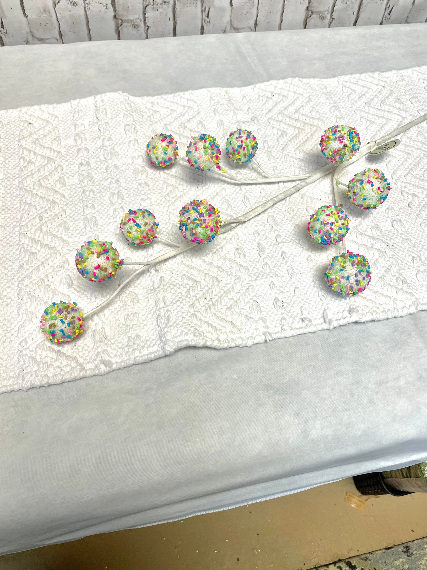 Sprinkle candy ball spray, MTX68963