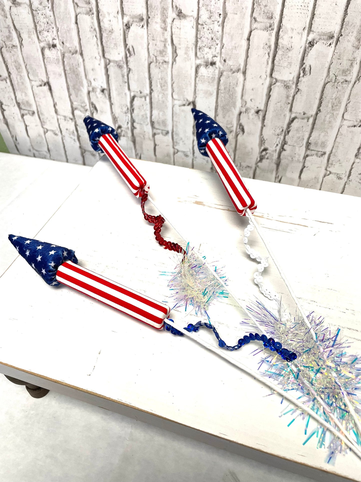 Patriotic rocket spray, 74222RWB, red white and blue rocket spray