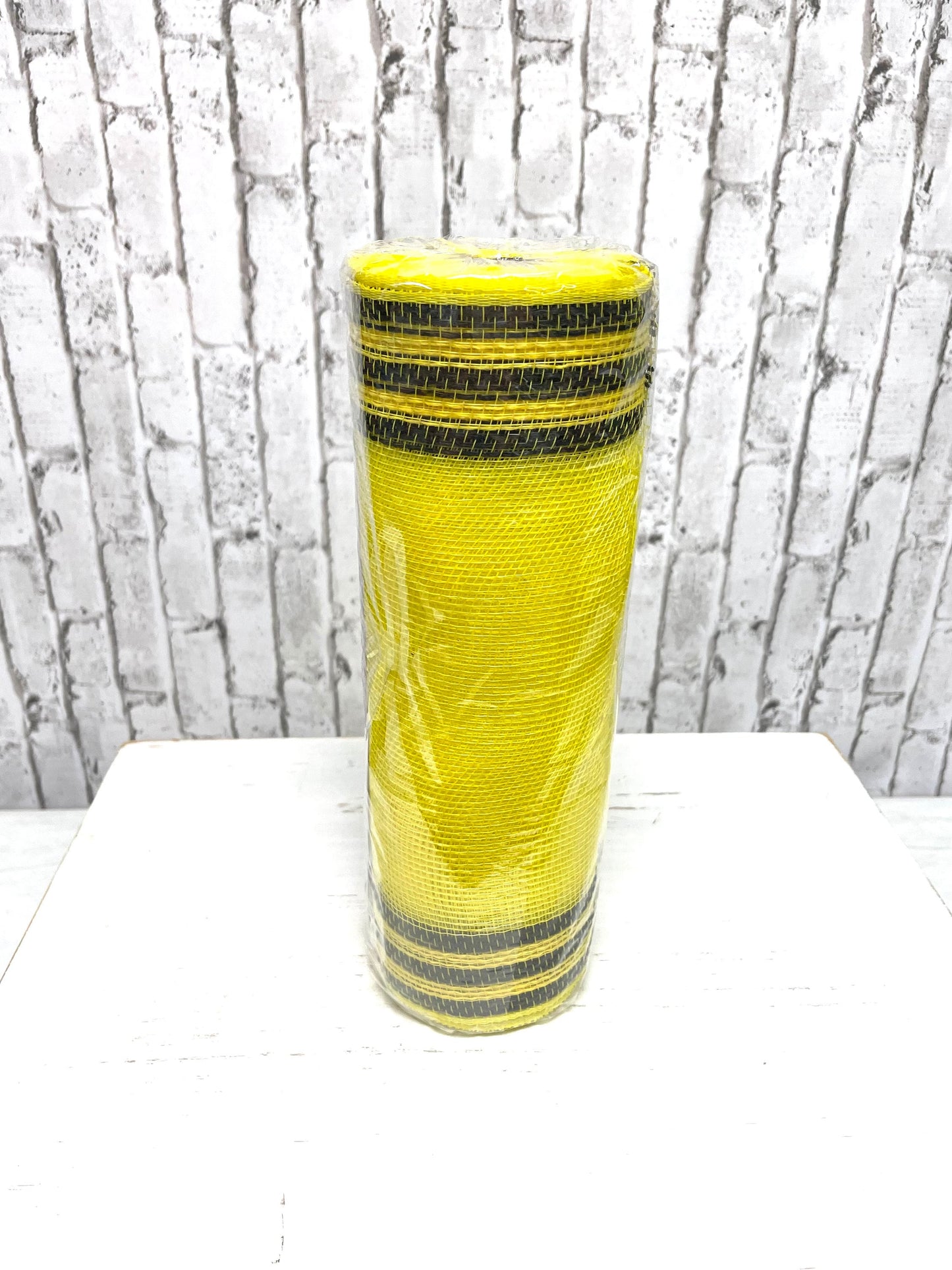 yellow mesh with black border stripe, RY8325F4, 10x10