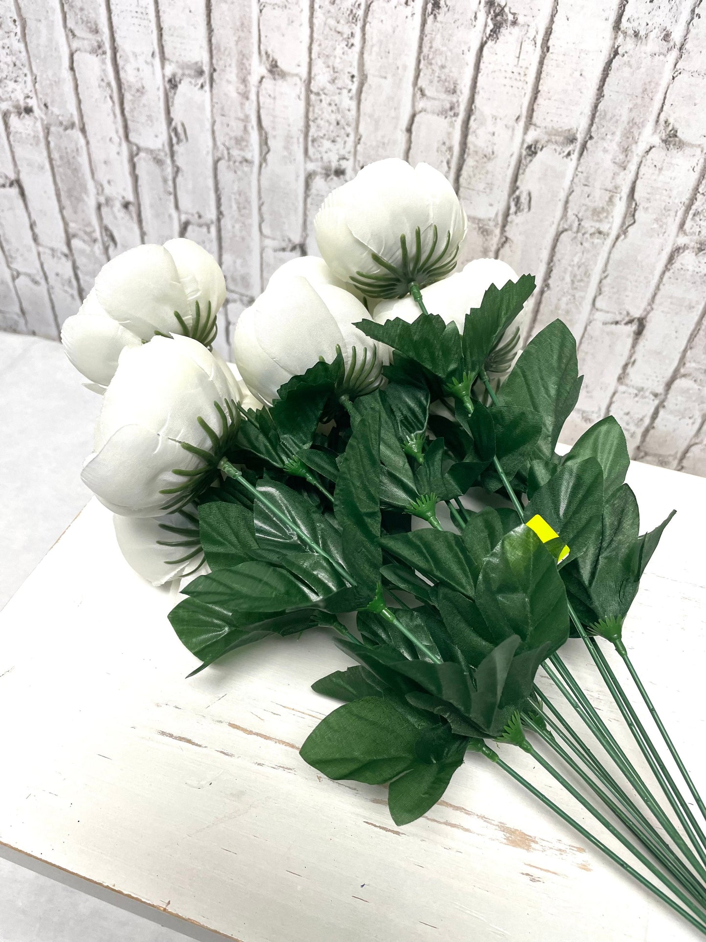 Ranunculous white silk bush, 63329CM