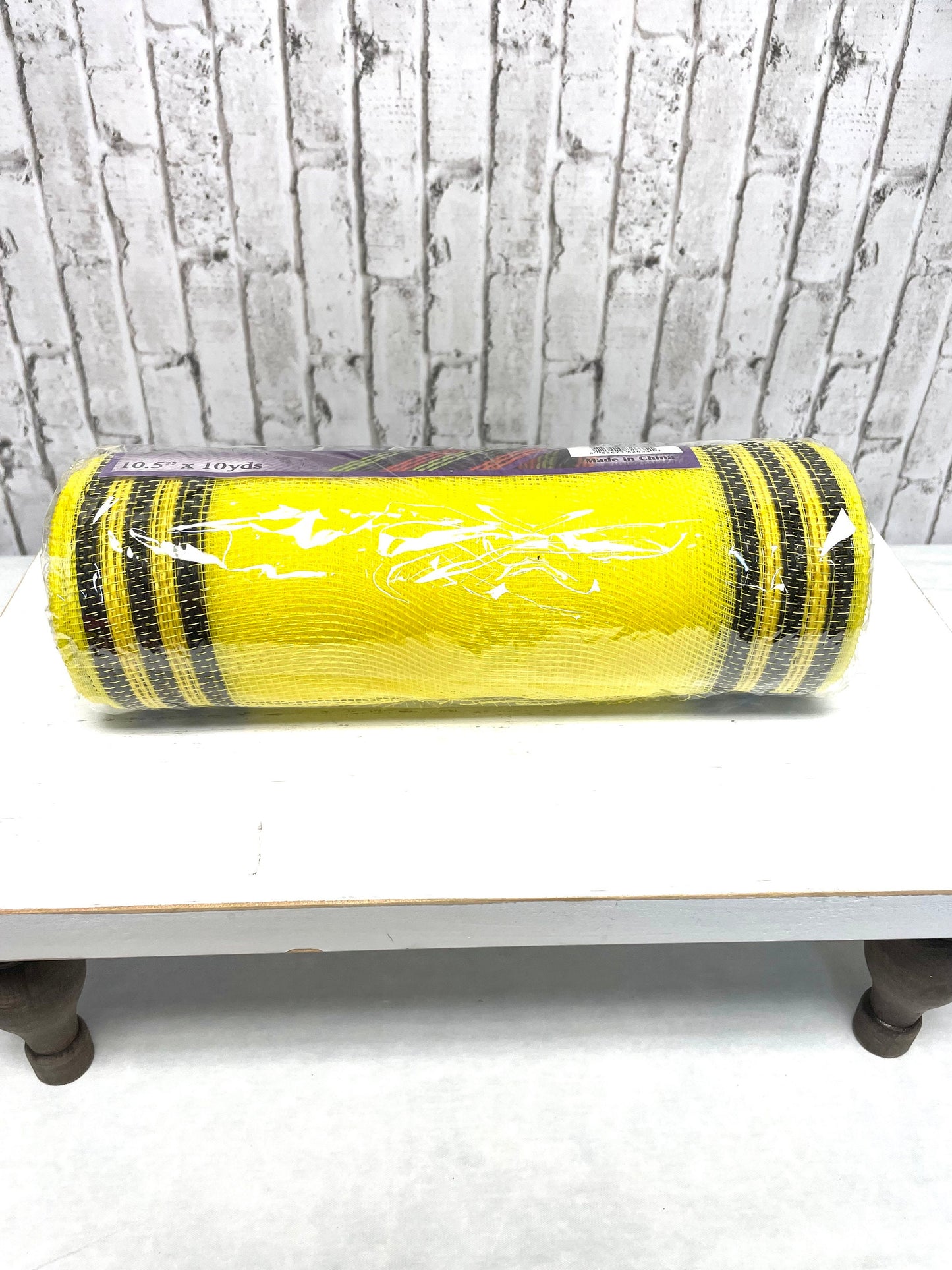 yellow mesh with black border stripe, RY8325F4, 10x10