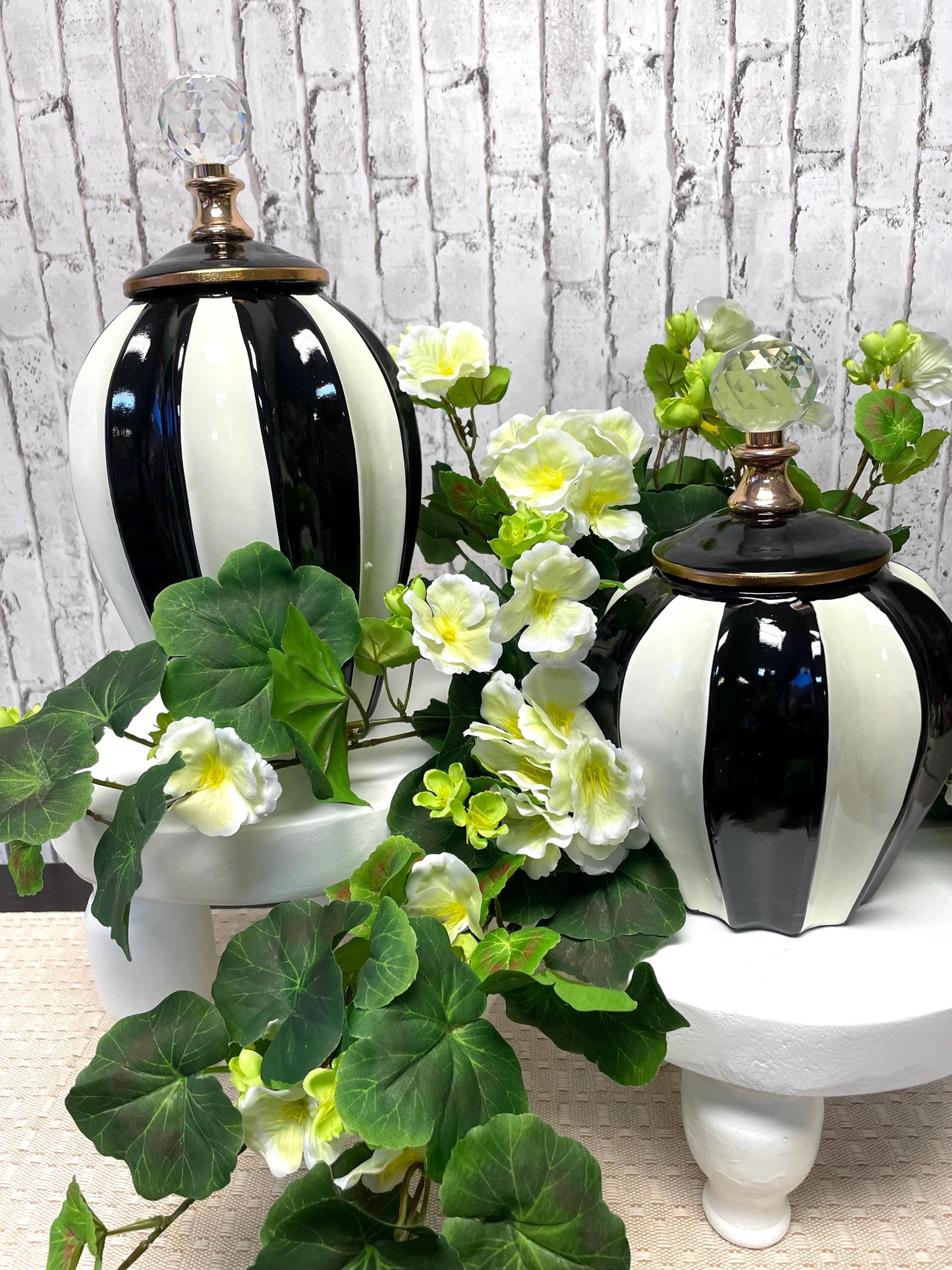 beautiful striped ceramic Mark Robert’s vase set, kitchen decor, living room decor, farmhouse decor, free shipping