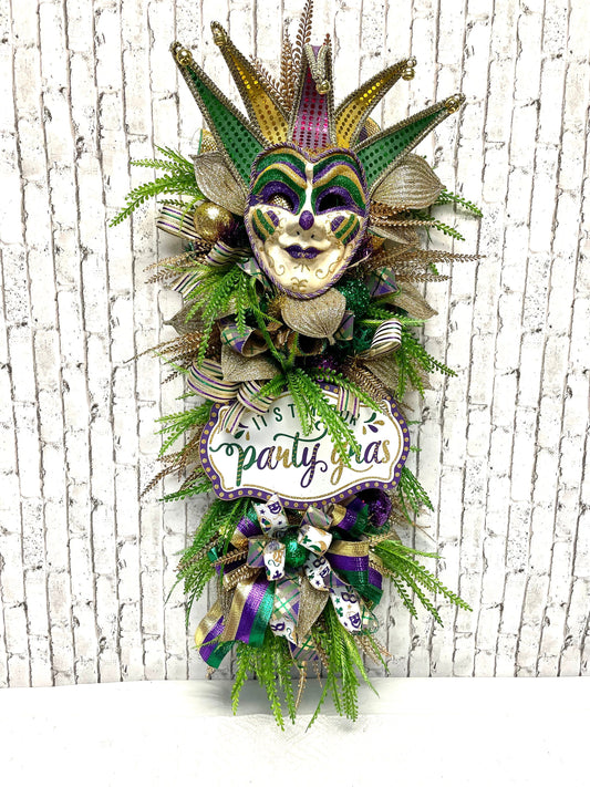 Mardi Gras swag, Mardi Gras wreath, Mardi Gras decor, door hanger, door decor, , wall decor, porch decor, door wreath, shipping included