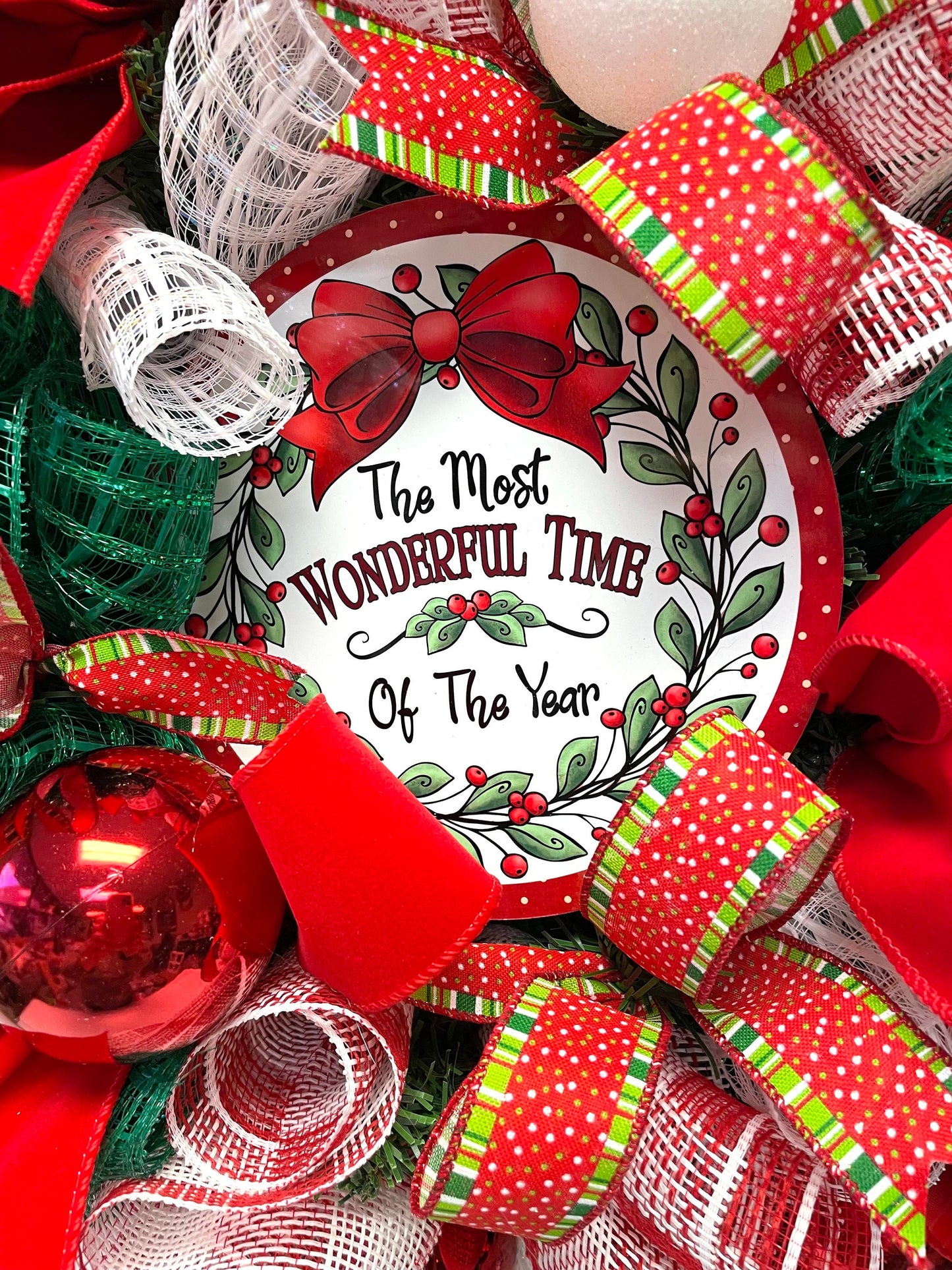 Christmas wreath, Christmas door hanger, door hanger, door wreath, holiday wreath, holiday decor, free shipping.