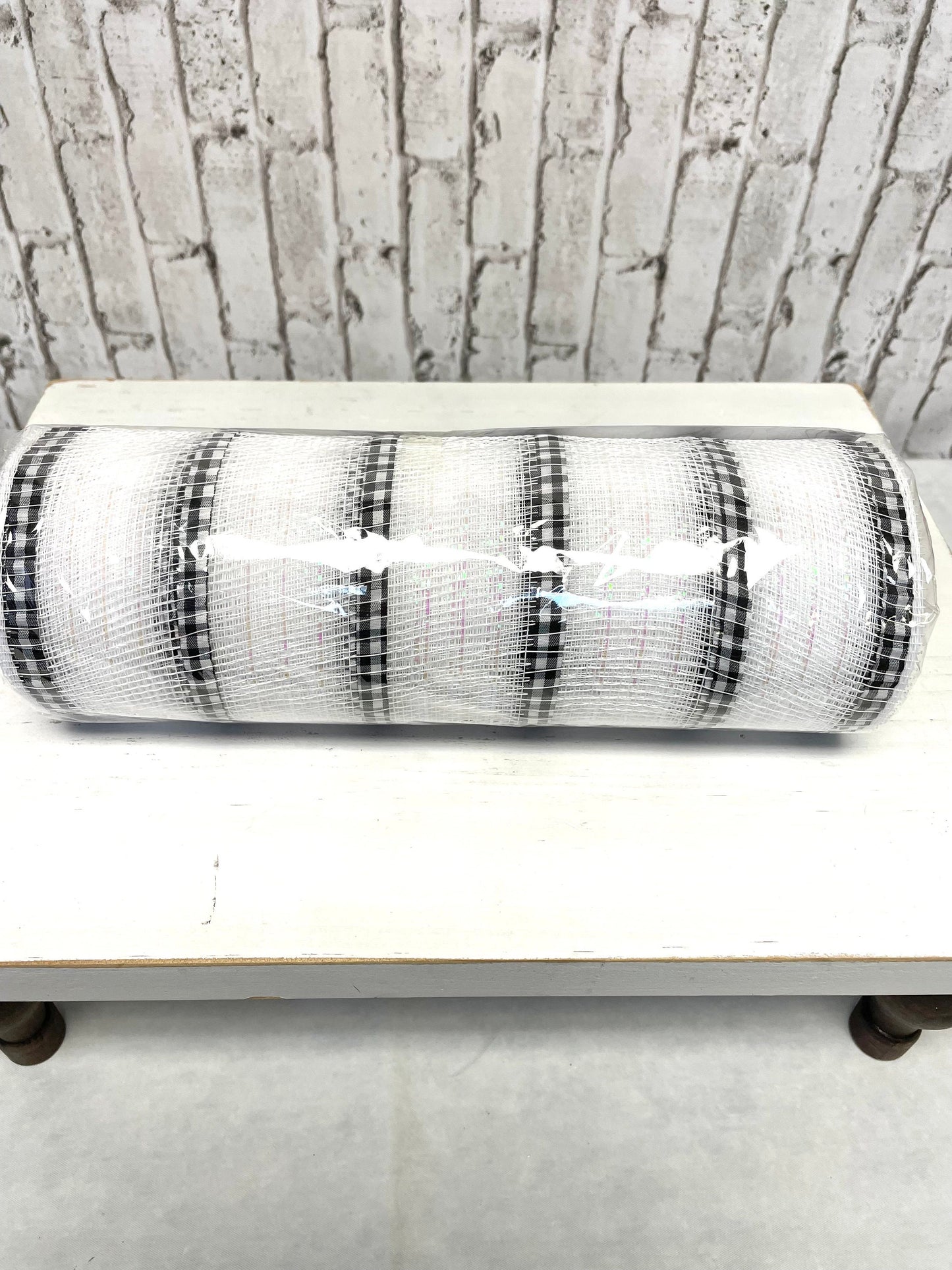 White mesh with black white check stripes, RY8900HF, white black mesh