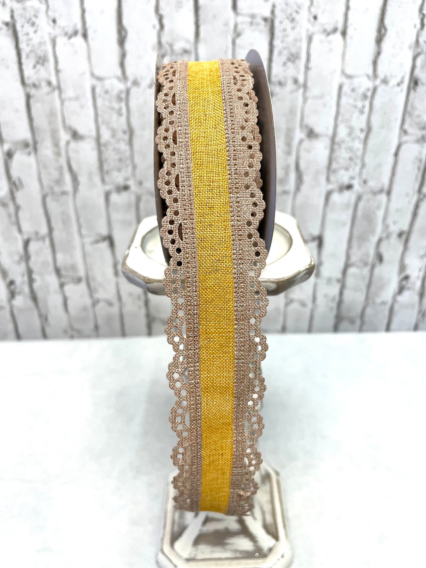 Everyday ribbon, RGA15418m, dark mustard burlap with beige edge, burlap ribbon, scalloped ribbon, spring ribbon, fall ribbon