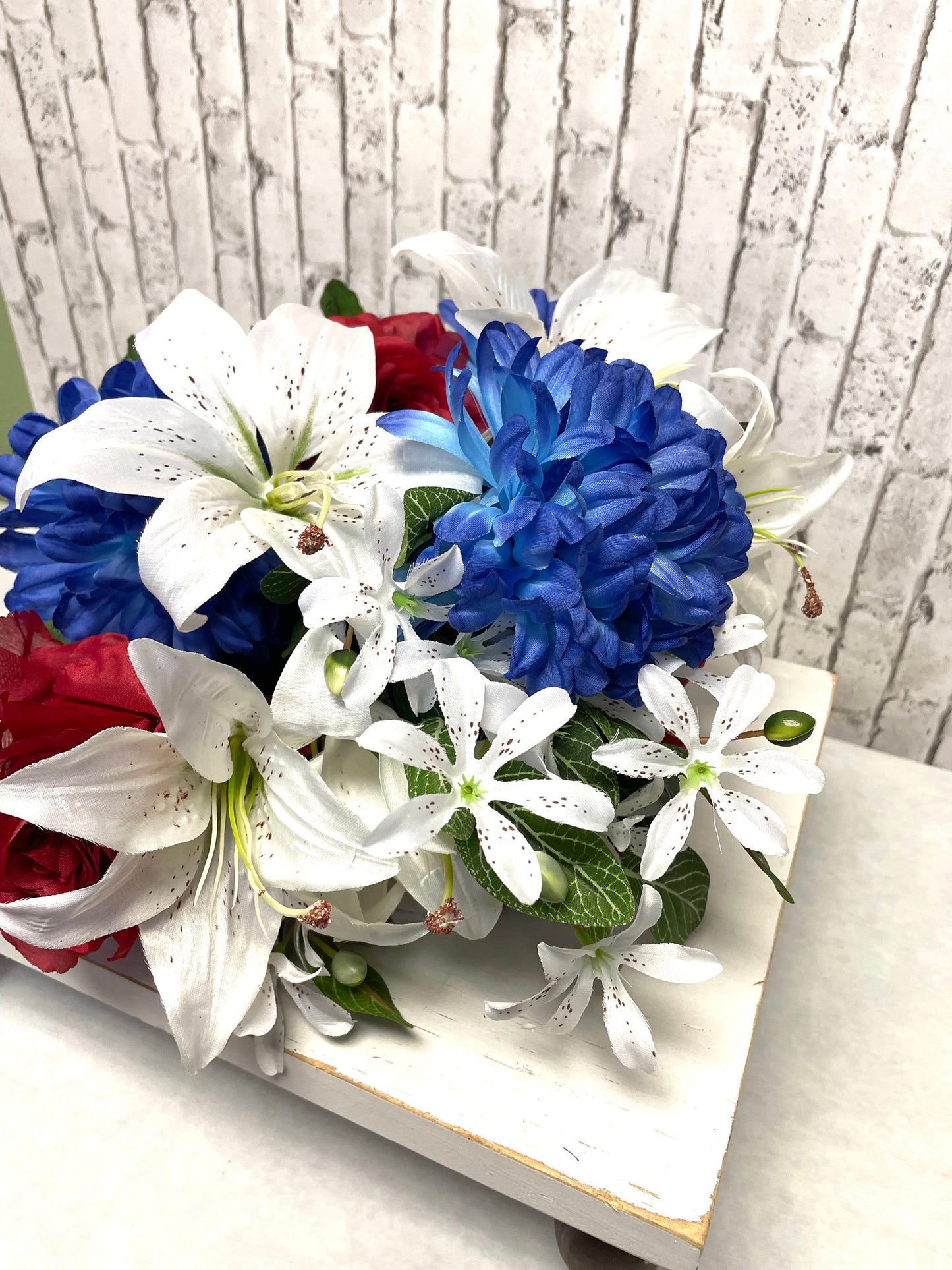 Patriotic silk bush, patriotic bush, patriotic cemetery silk flowers, 35121RWB,