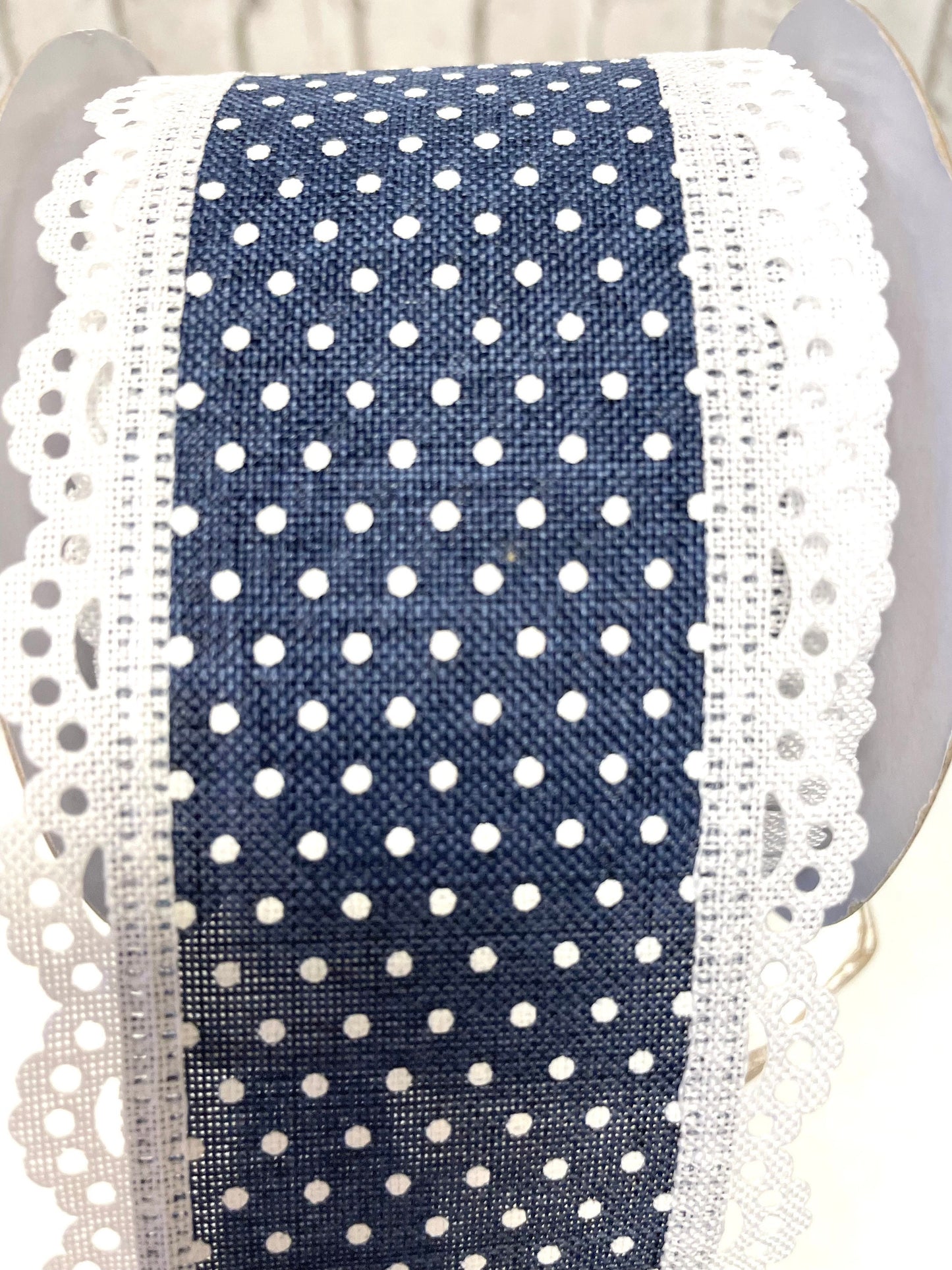 RGO887019, navy Swiss dot with lace trim ribbon