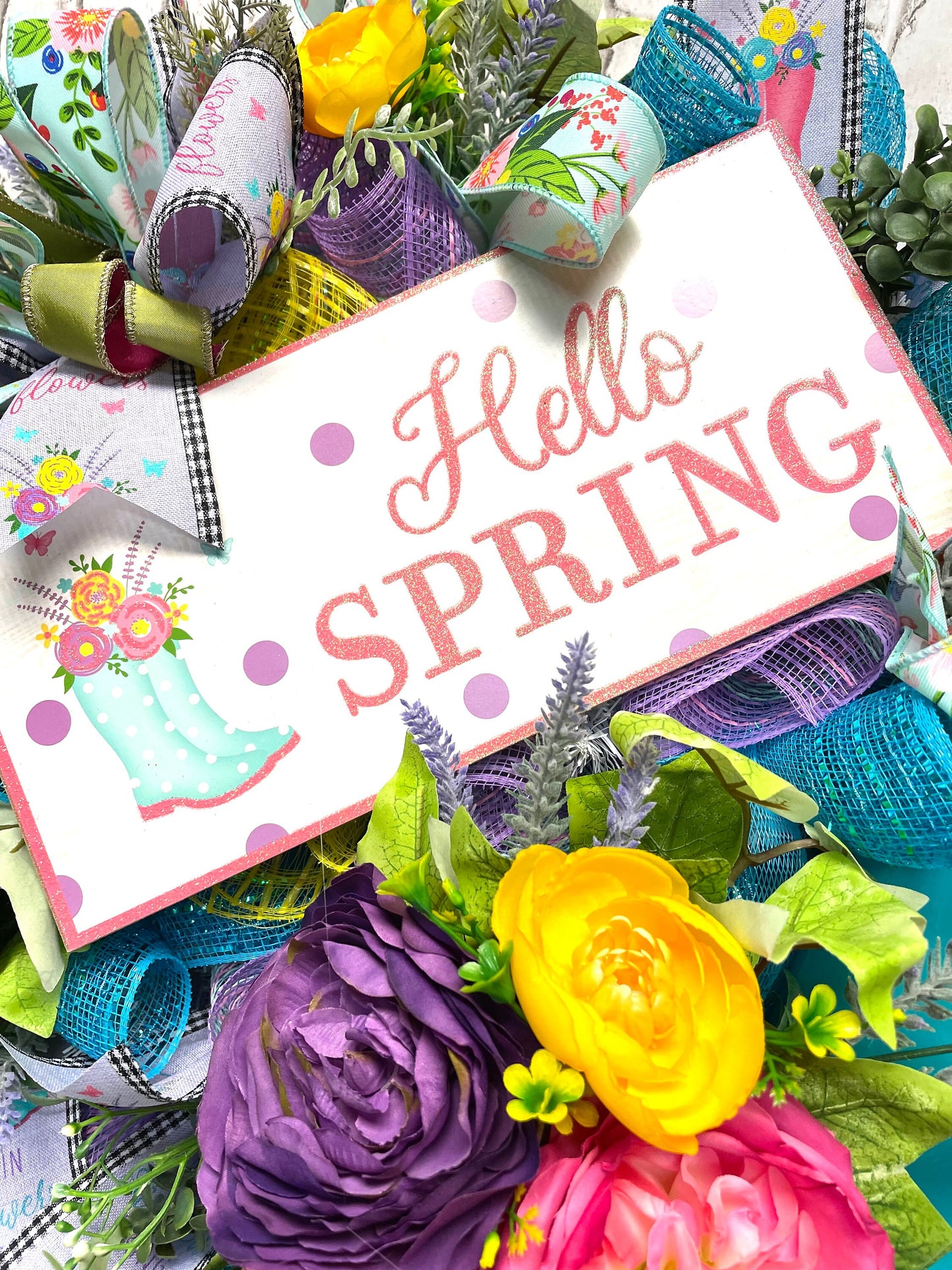 Spring wreath, spring decor, door wreath, door hanger, porch decor, Easter gift, housewarming gift, shipping included