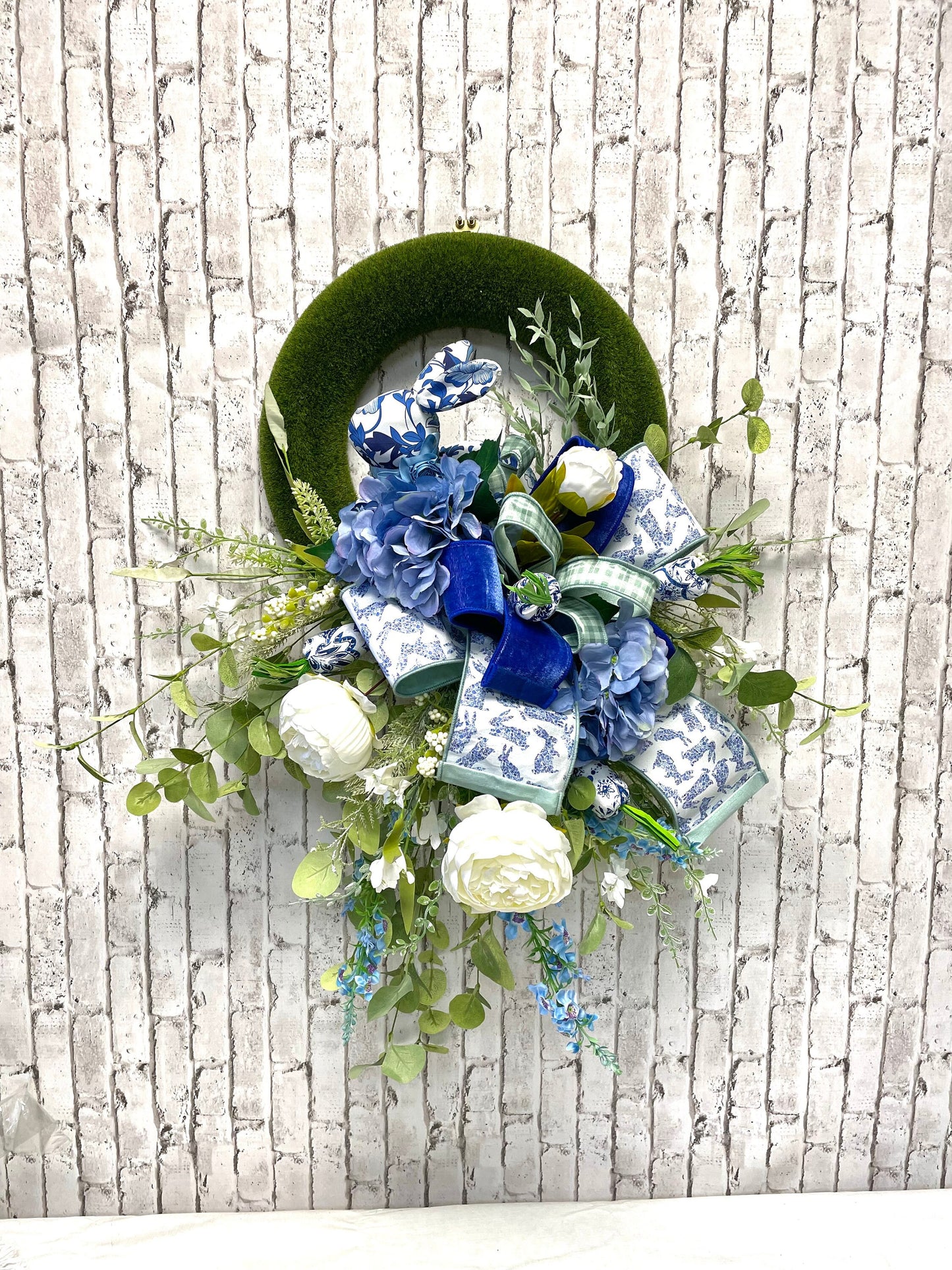 Easter wreath, bunny wreath, Easter decor, bunny decor, blue toile wreath, Easter gift, Easter door hanger, gift, shipping included in price
