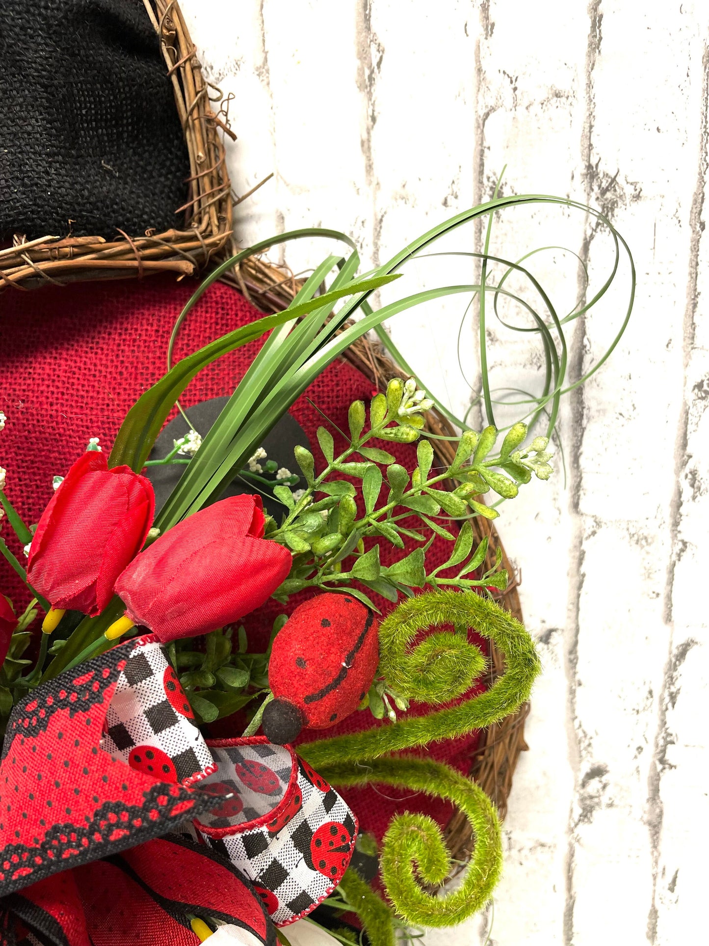 Lady bug grapevine wreath, spring wreath, summer wreath, spring door hanger, summer door hanger, lady bug decor, shipping included