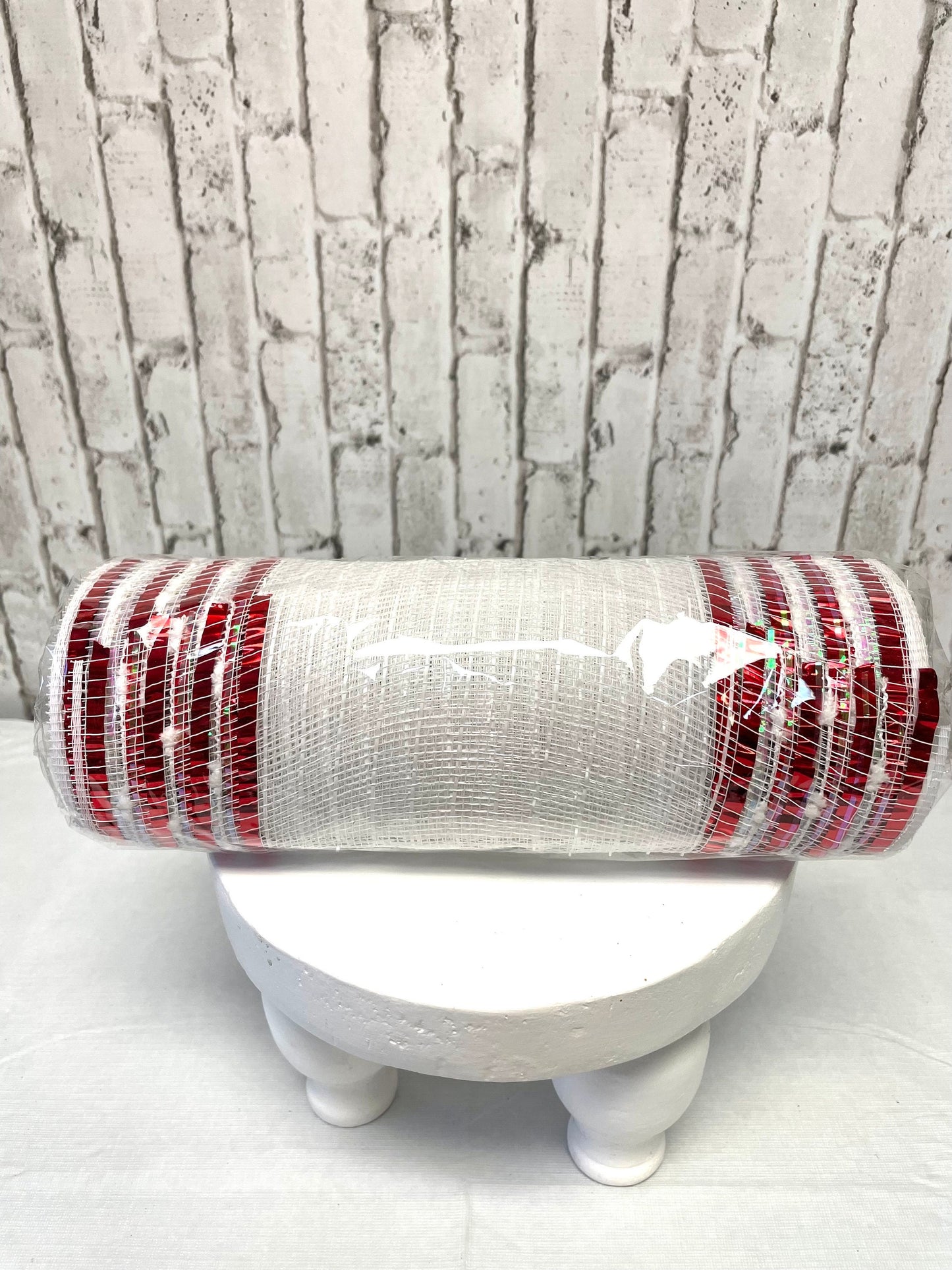 white mesh with red metallic border, RY8213A2